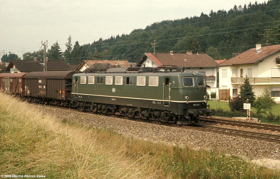 http://www.eisenbahnhobby.de/Chiemgau/78-12_150169_Prien_17-8-77_S.JPG