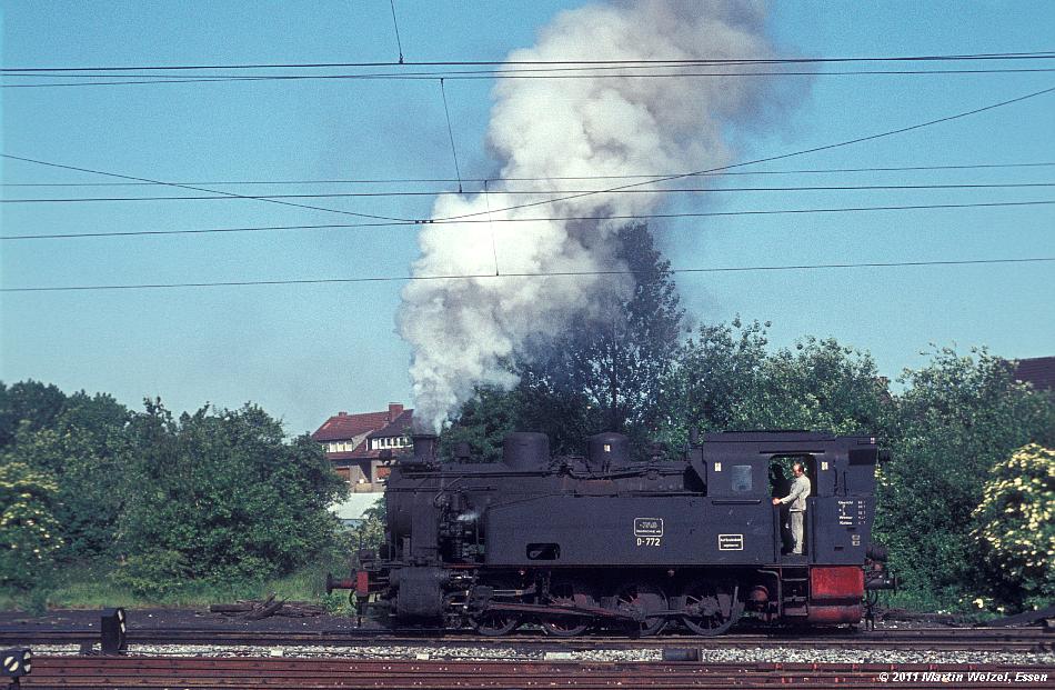 http://www.eisenbahnhobby.de/boenen/33-29_D772_Boenen_8-6-76_S.JPG