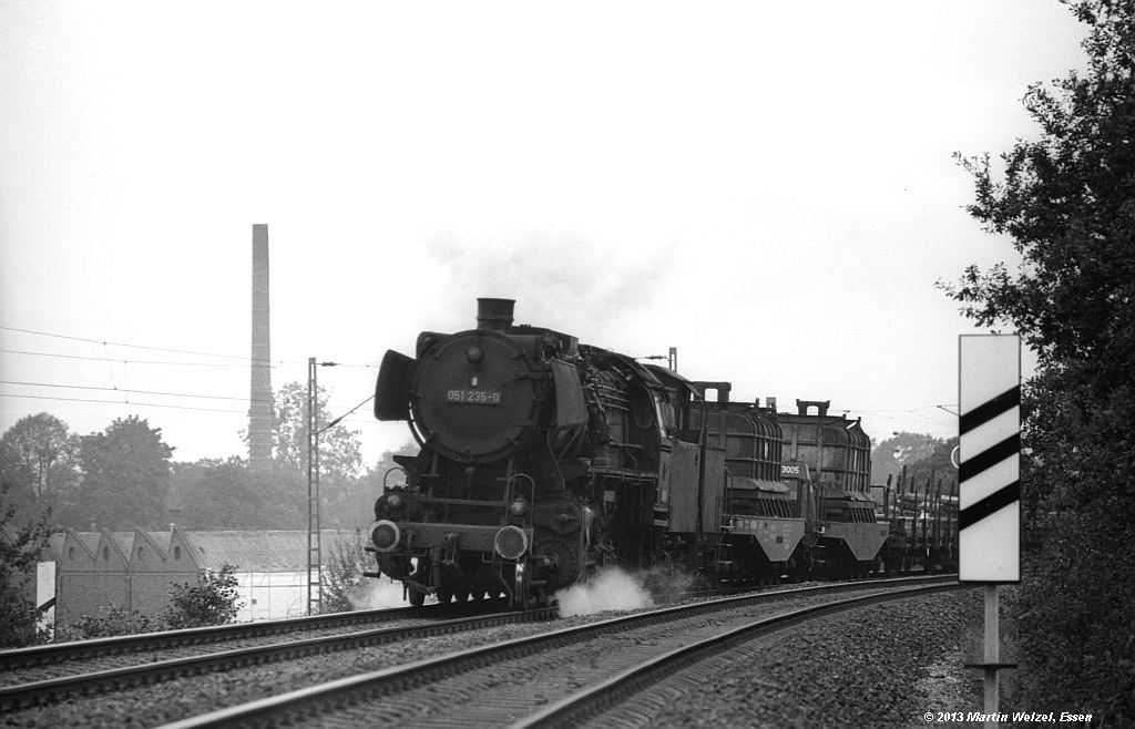 http://www.eisenbahnhobby.de/krefeld/SW601-11_051235_Krefeld-AlteGladbacherStr_3-10-74_S.jpg